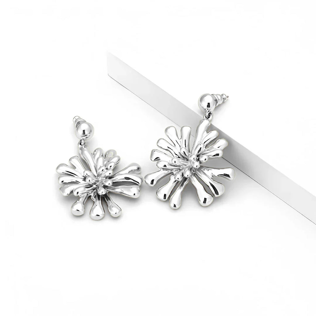Vioraia Lyra Bloom Earrings