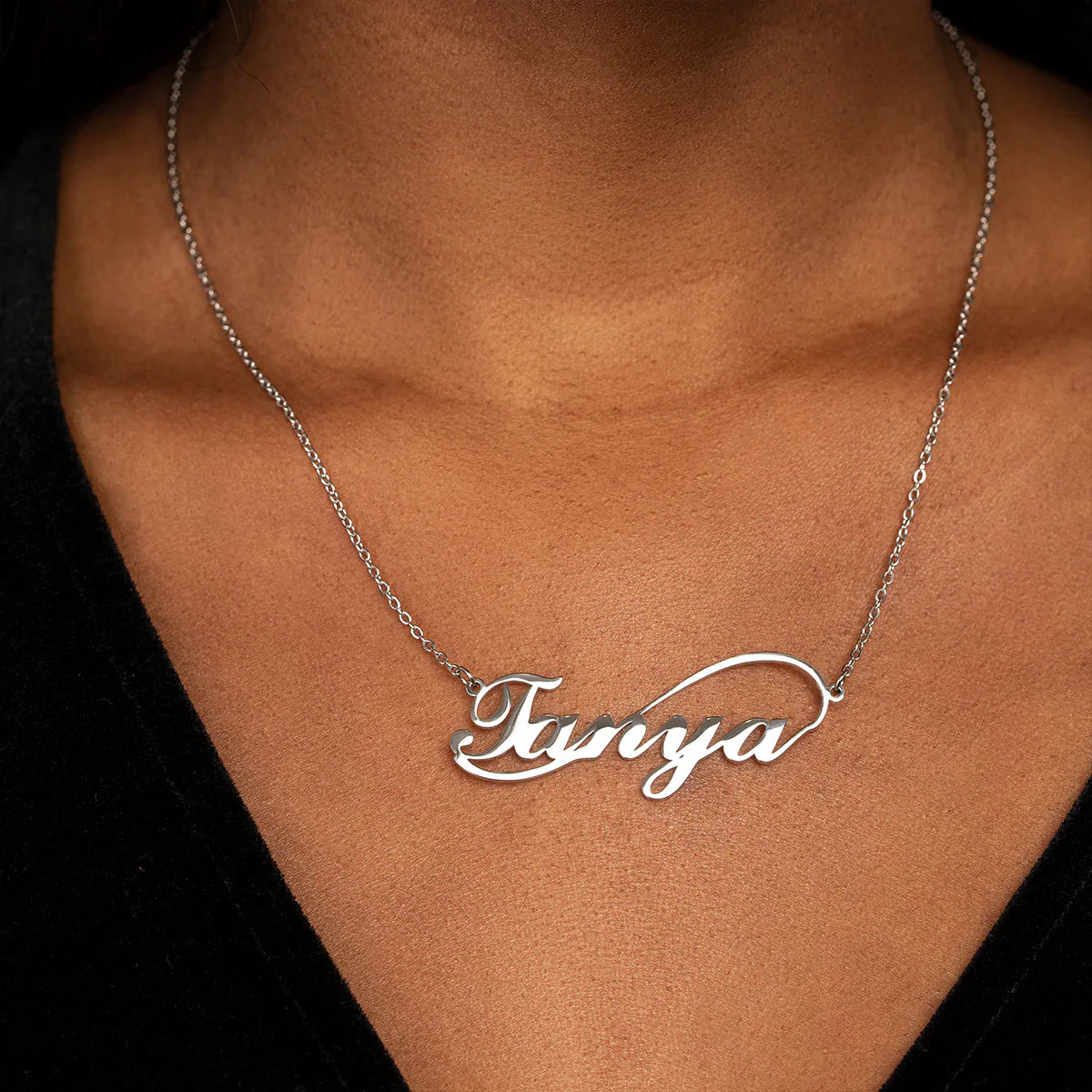 Vioraia Infinity Name Necklace