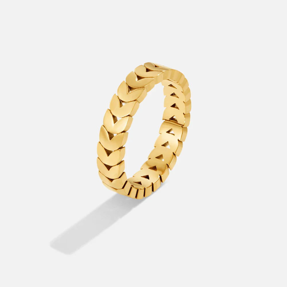 Vioraia Golden Olive Leaf Ring