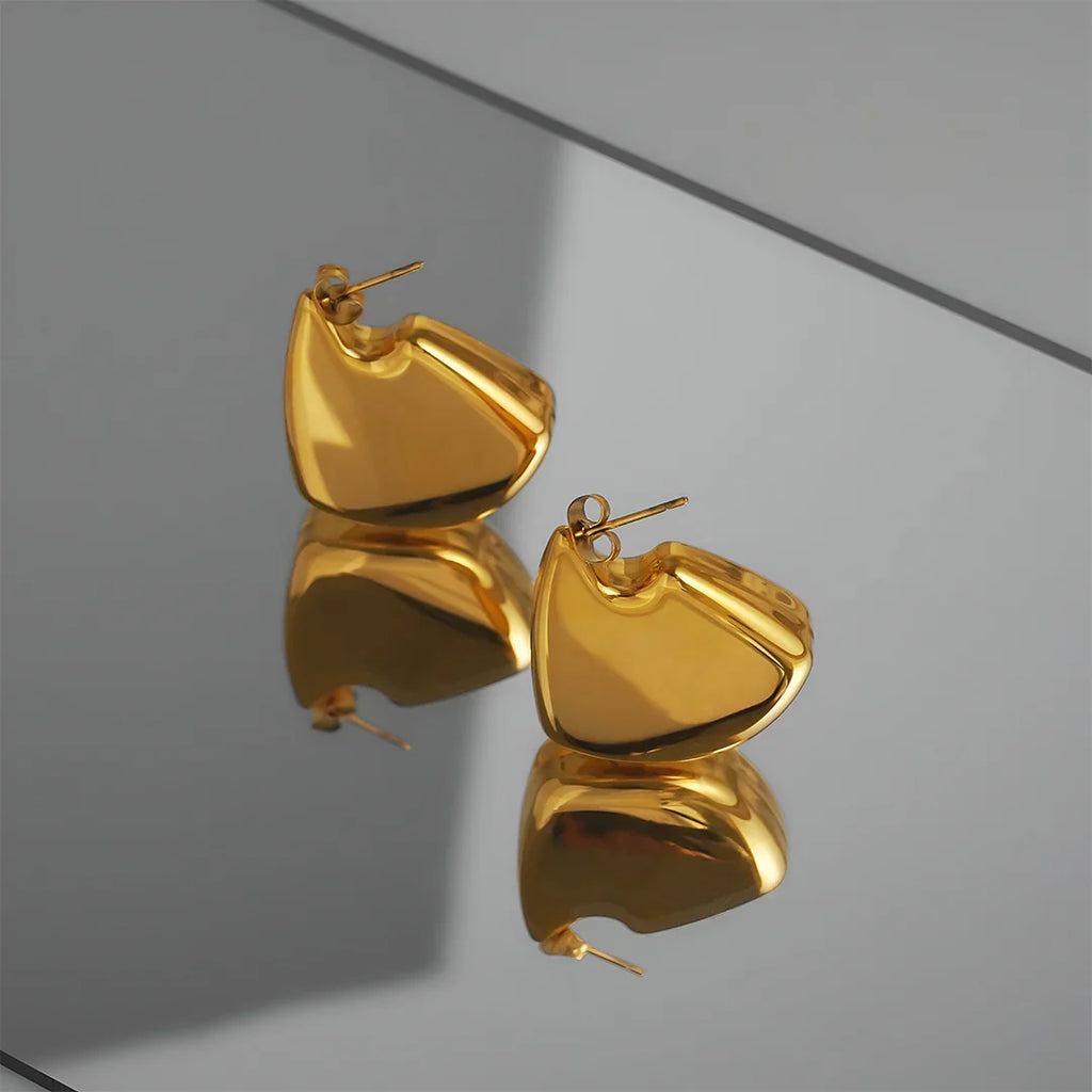 Vioraia Selena Sculptural Drop Earrings