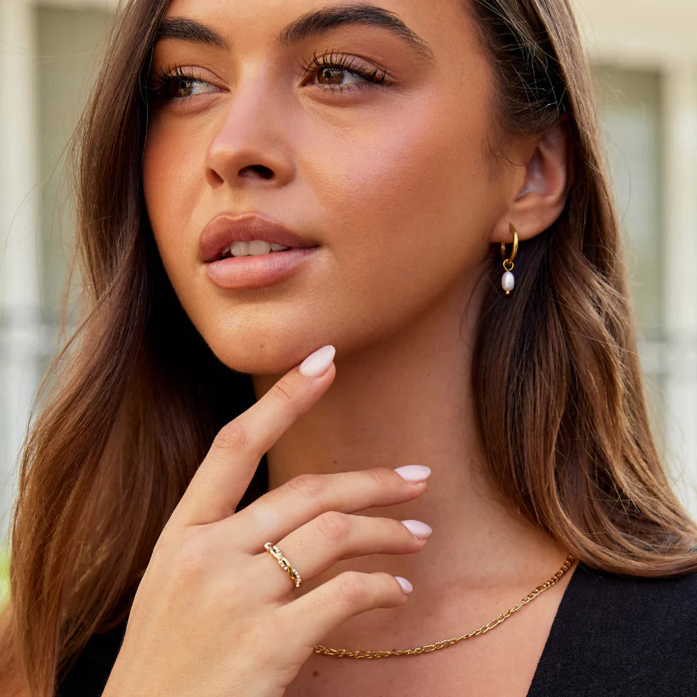 Vioraia Bella Twist Pearl Ring