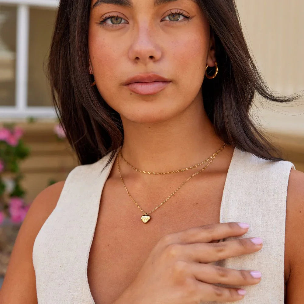 Vioraia Marina Love Gold Necklace