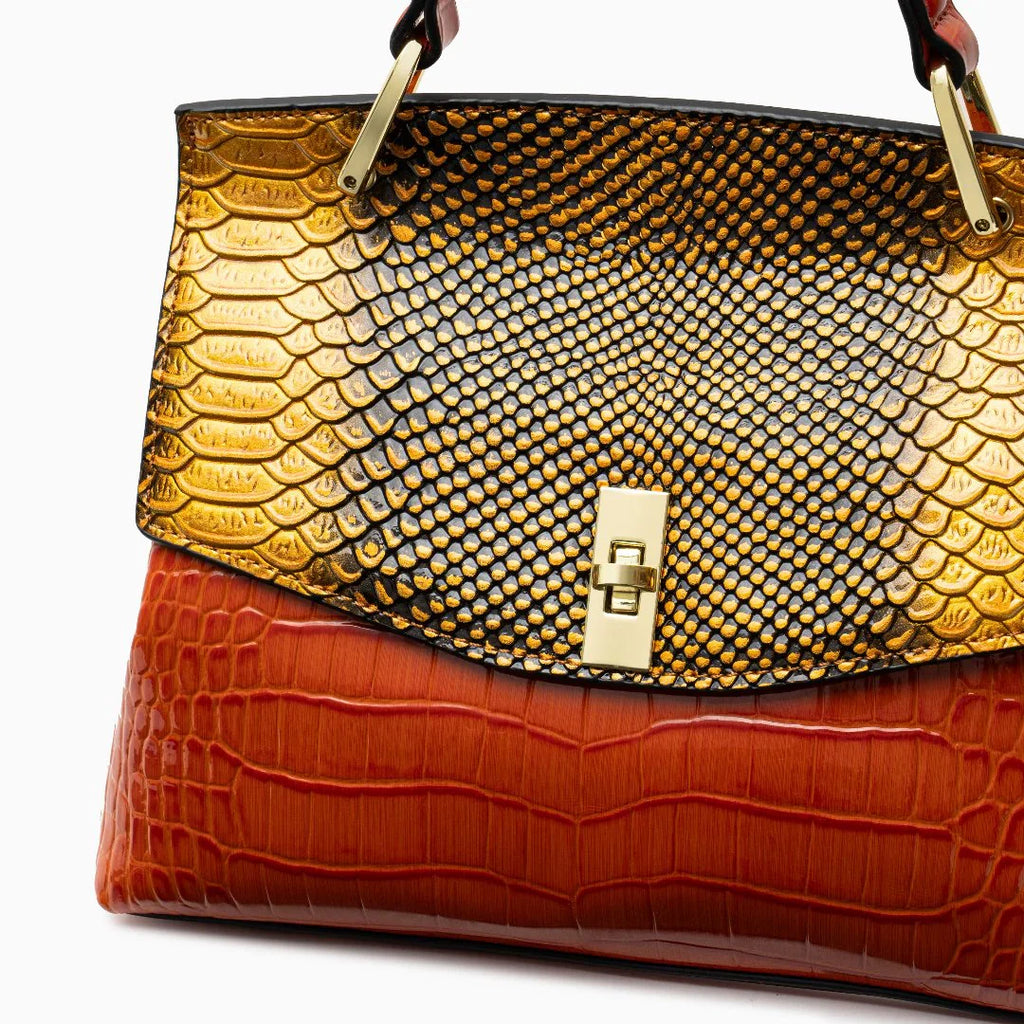 Vioraia (CS) Versailles Shoulder Bag