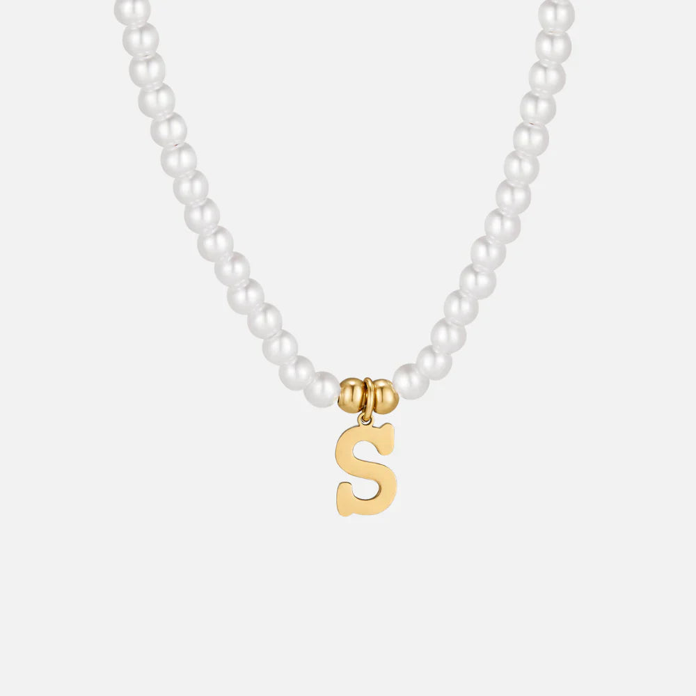 Vioraia Letter Pearl Necklace