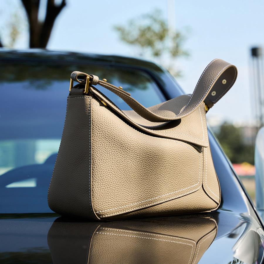 Vioraia Susanne Shoulder Bag