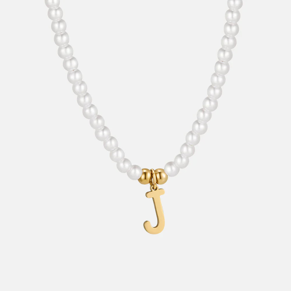 Vioraia Letter Pearl Necklace