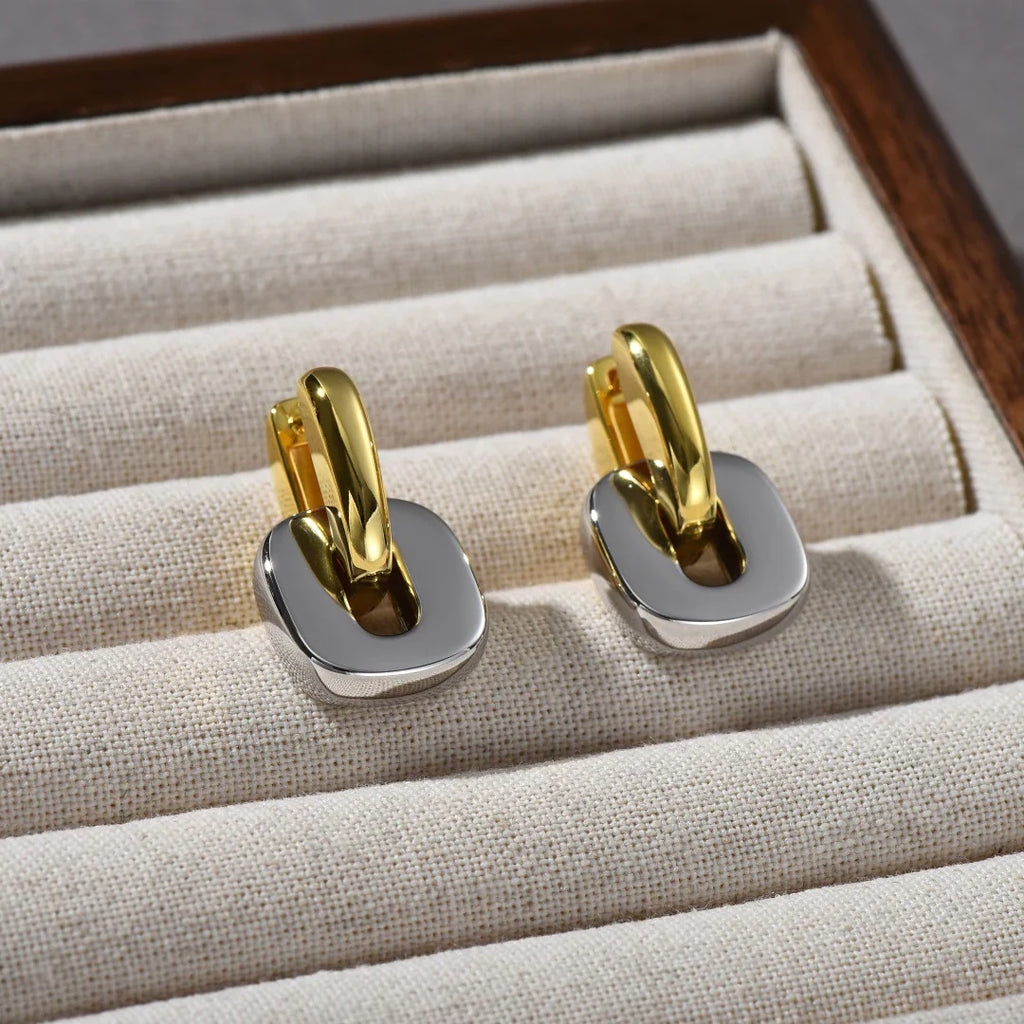 Vioraia Nova Link Earrings