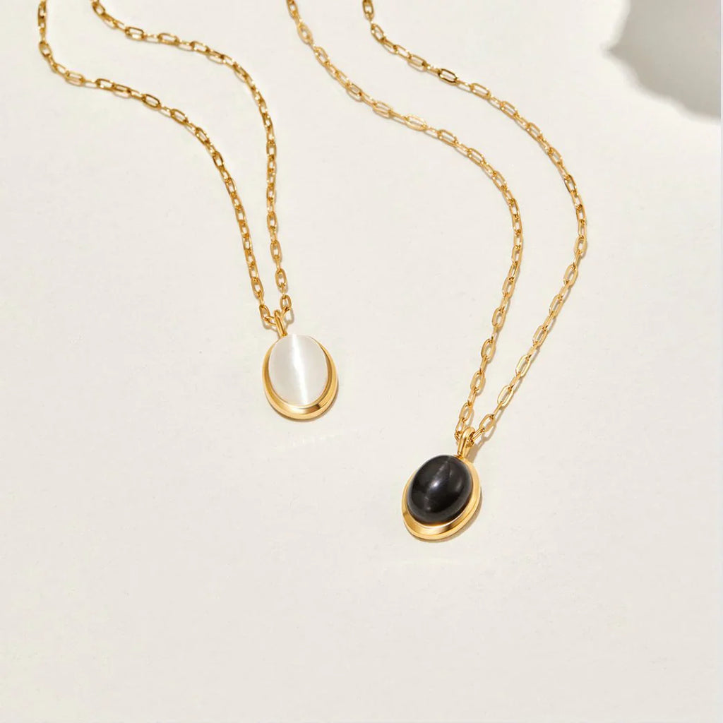 Vioraia White Opal Necklace
