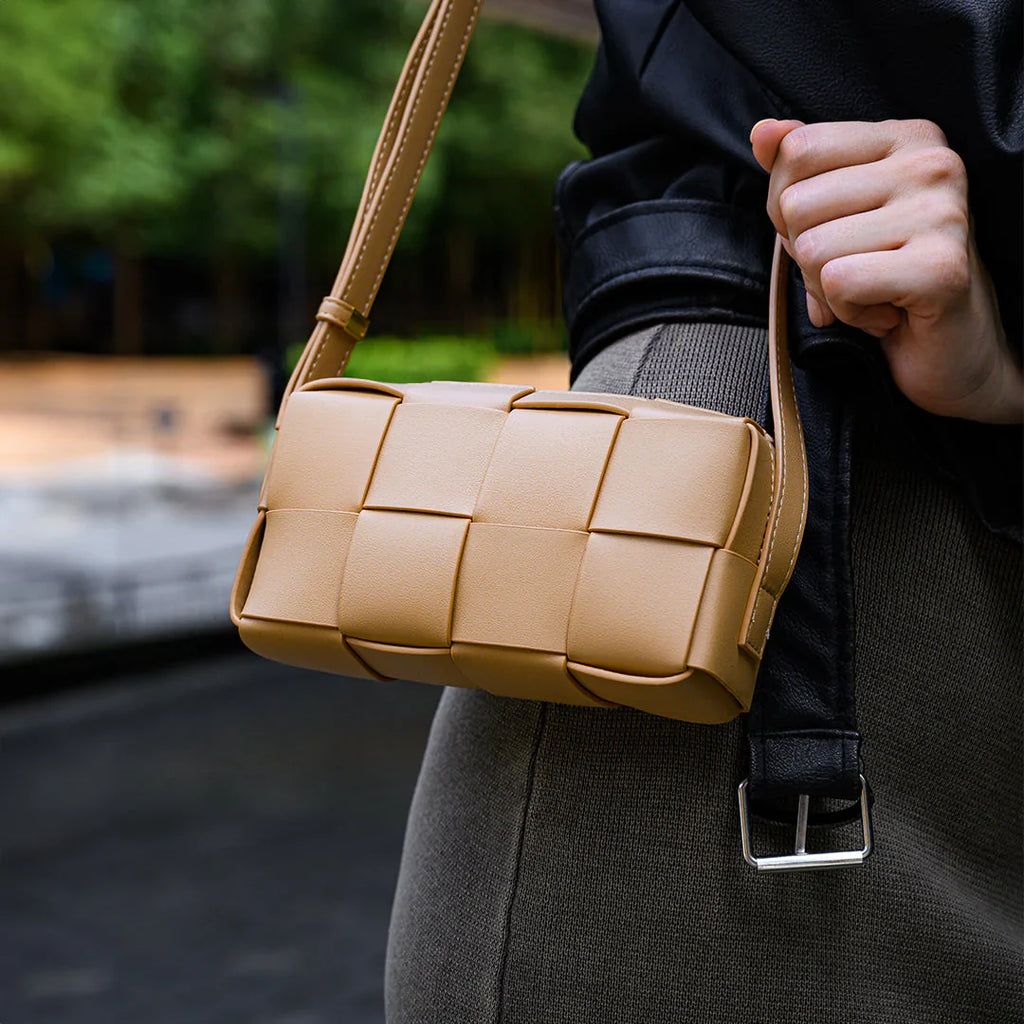 Vioraia Helene Shoulder Bag