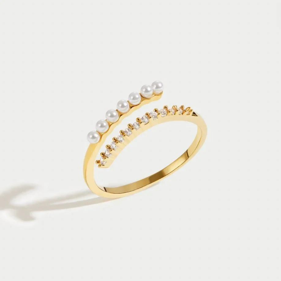Vioraia “Wrap Me” Pearl & Crystal Ring