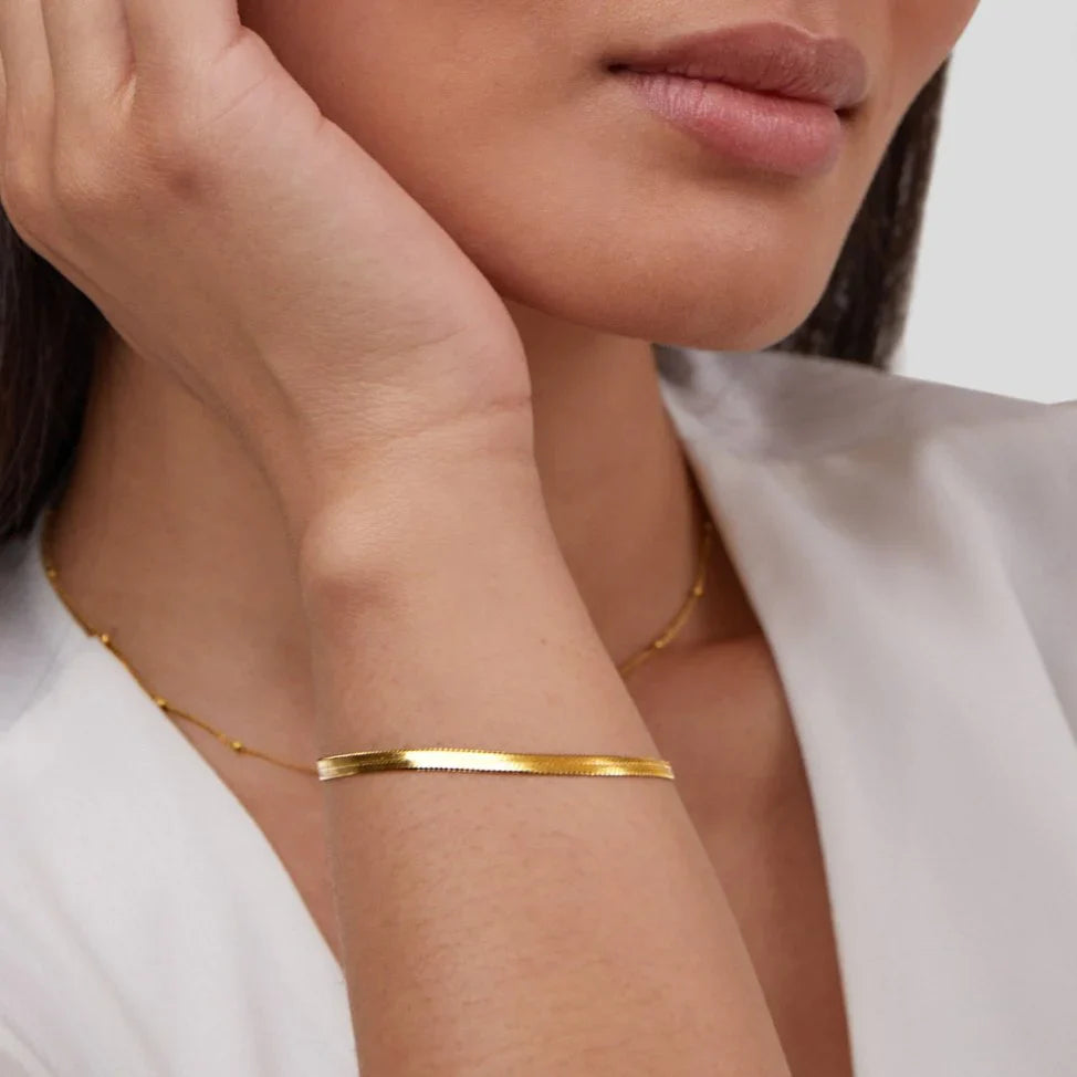 Vioraia Sarya Snake Chain Gold Bracelet