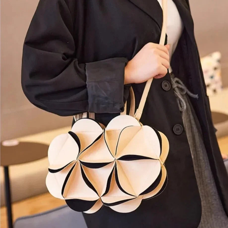 Vioraia Monique Flower Handbag