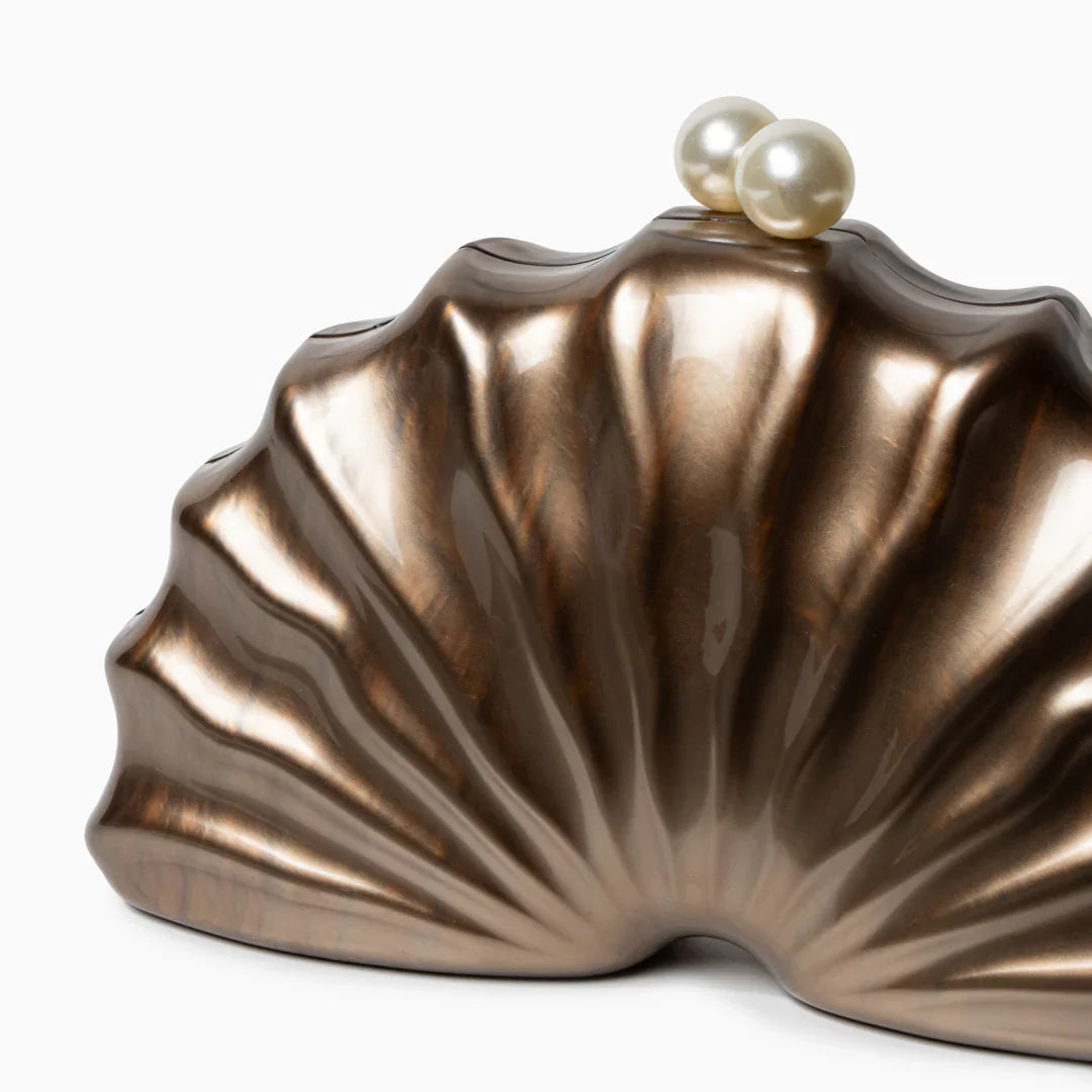 Vioraia Chloe Shell Clutch Bag