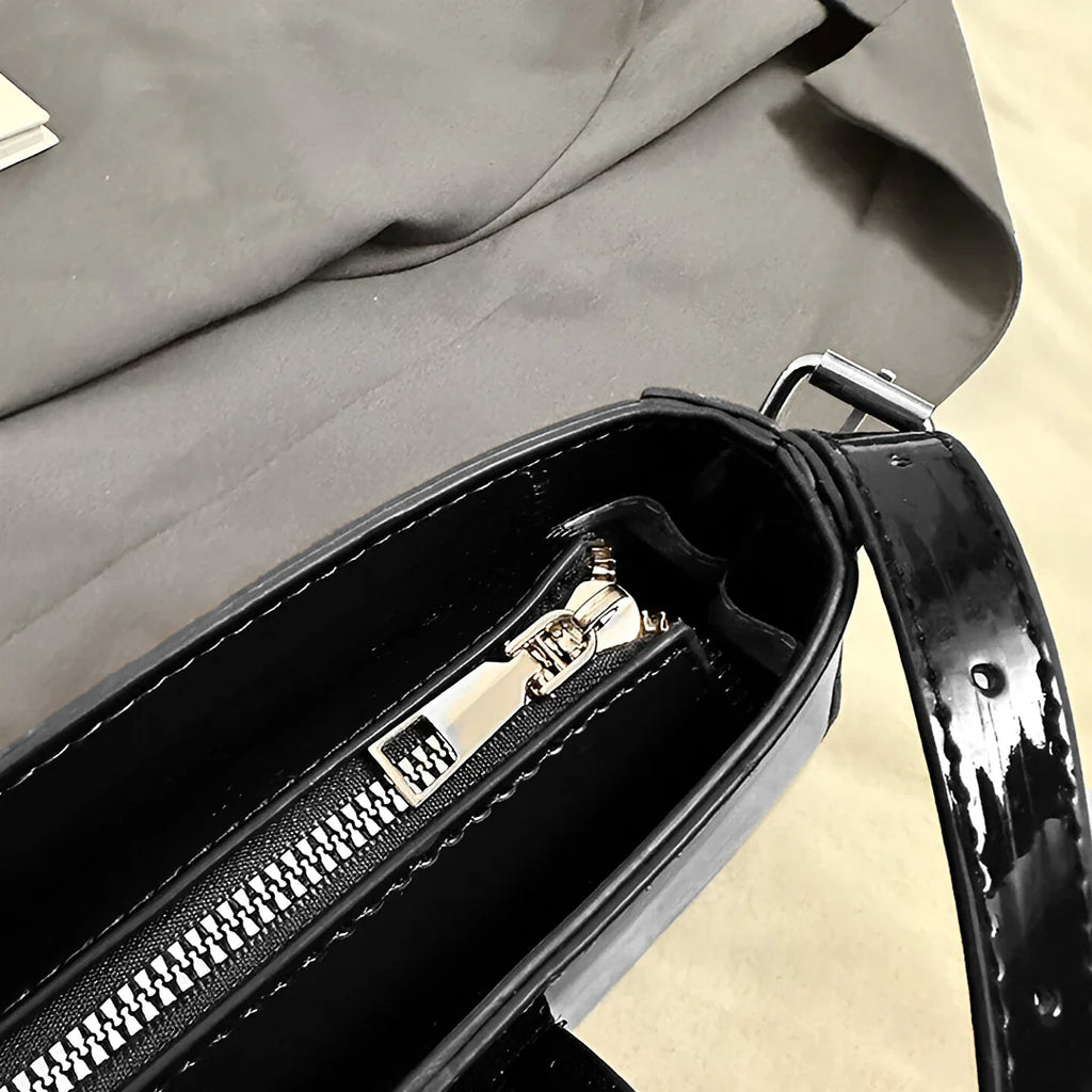 Vioraia Billie Shoulder Bag