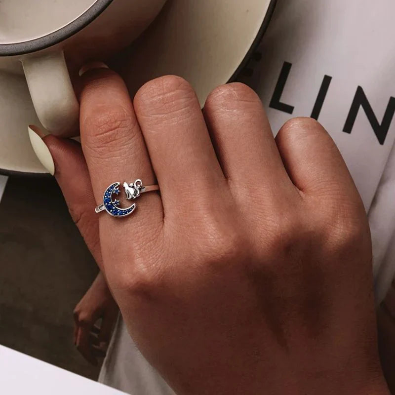 Vioraia Cat And Blue Moon Ring