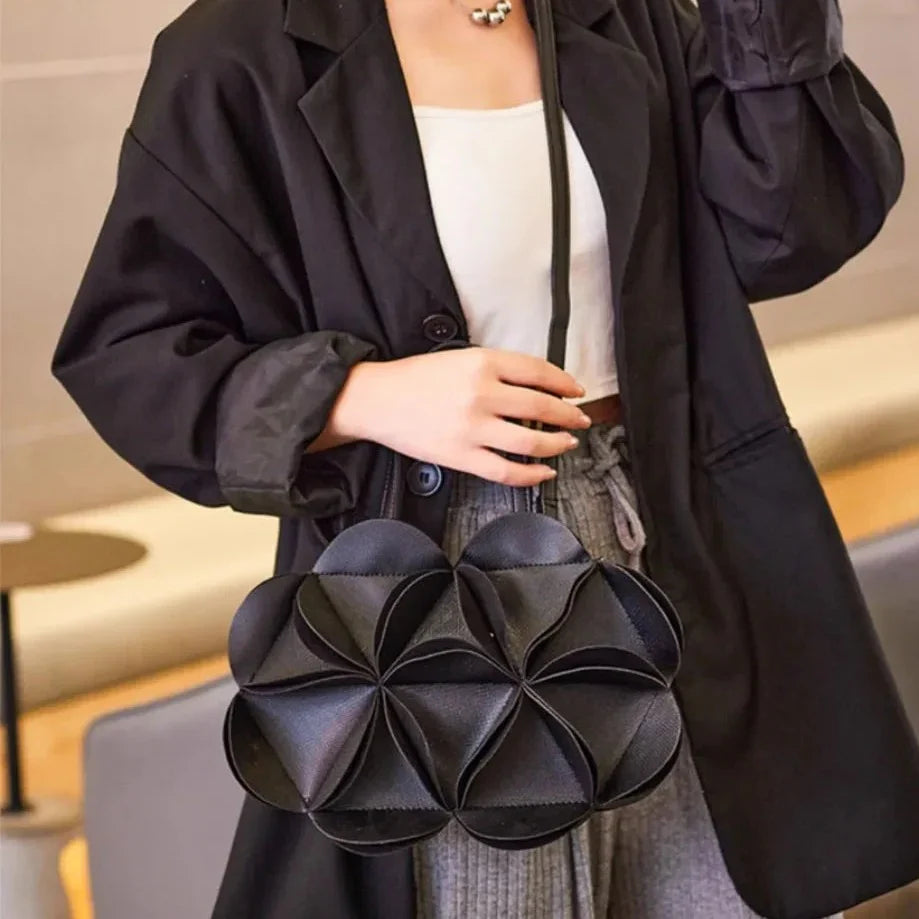 Vioraia (CS) Monique Flower Handbag