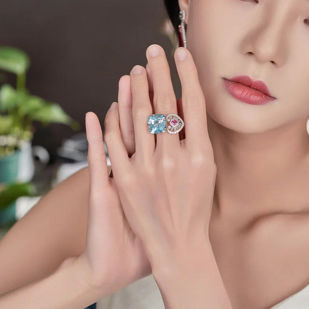 Vioraia Majestic B  Heart Ring