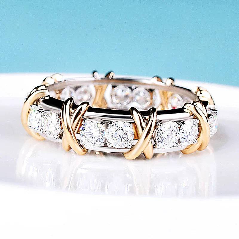 Vioraia Voyage Ring