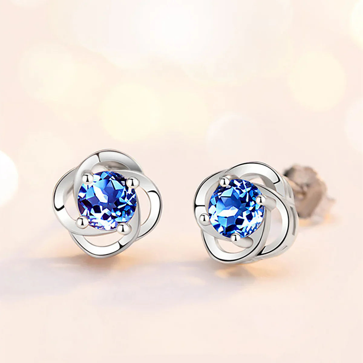 Vioraia Sparkling Flower Stud Earrings