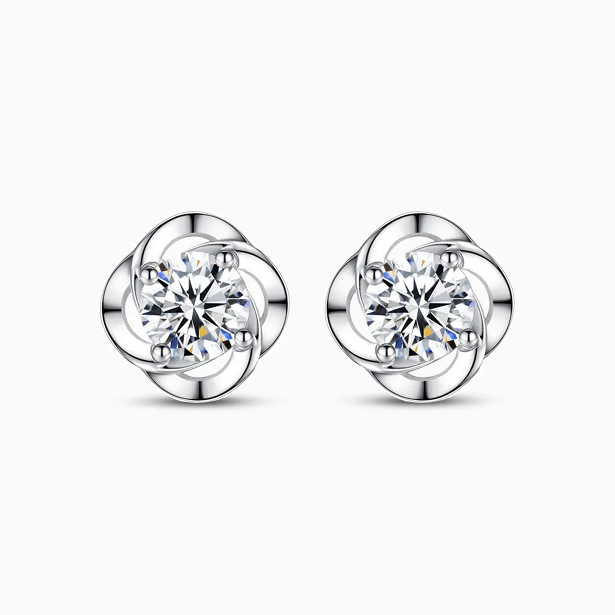 Vioraia Sparkling Flower Stud Earrings