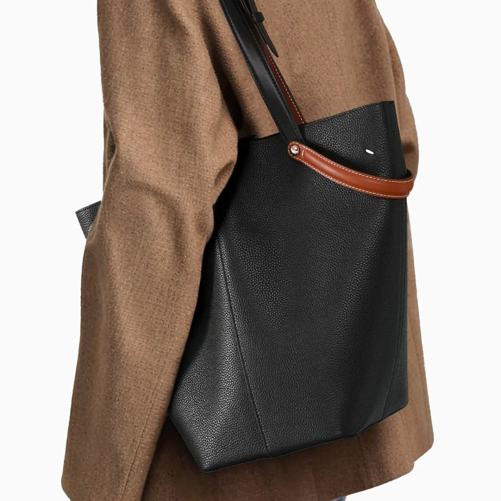 Vioraia Keira Handbag