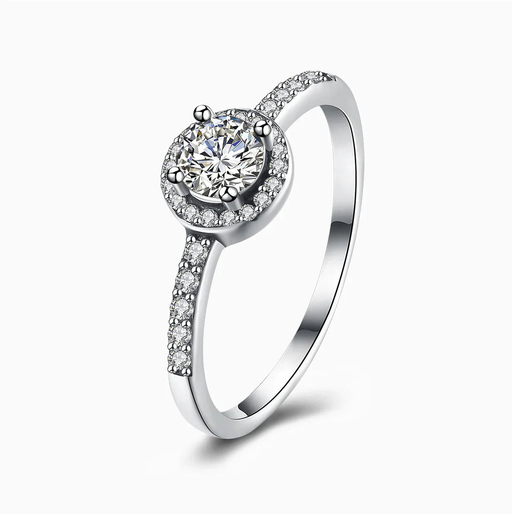 Vioraia Verano Halo Ring