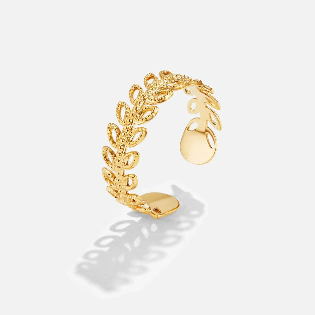 Vioraia Summer Bloom Leaf Ring