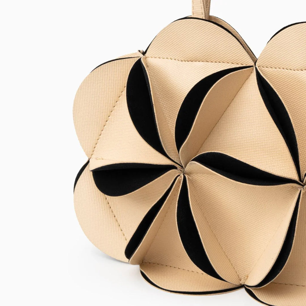 Vioraia Monique Flower Handbag