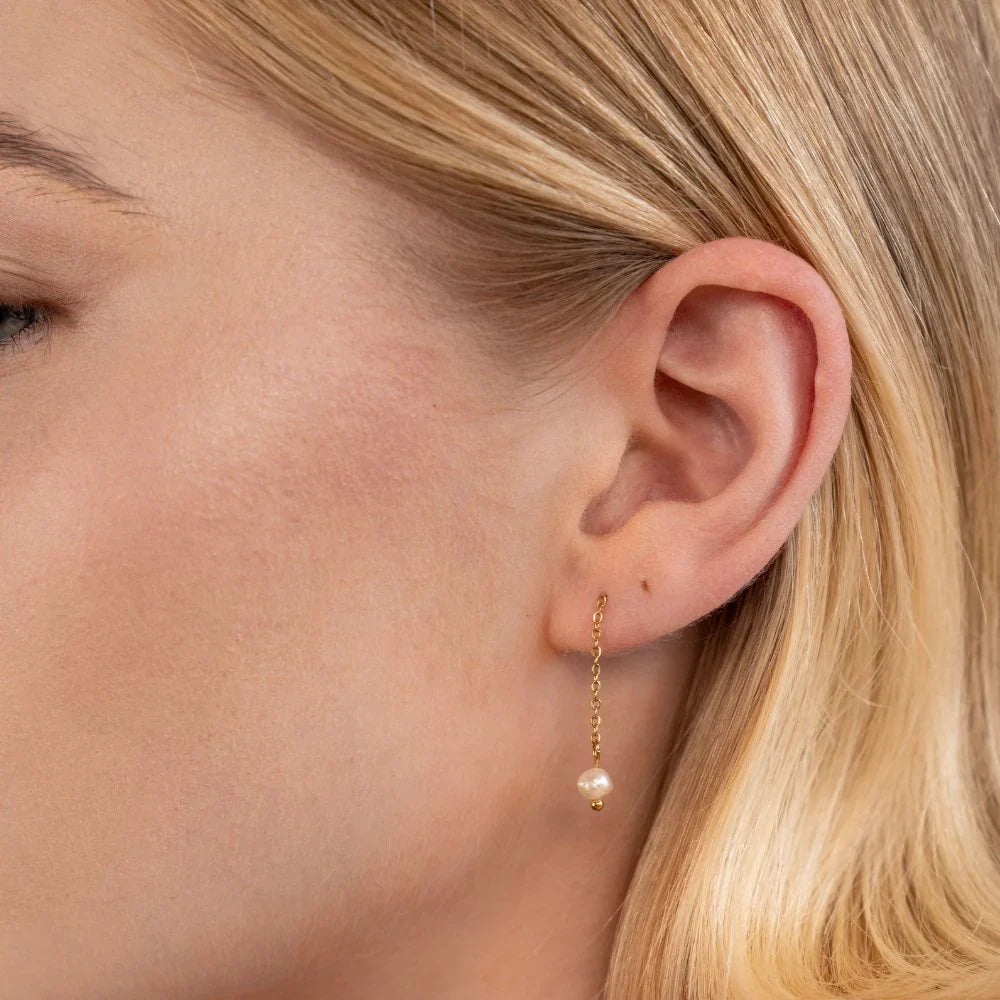 Vioraia Gold Maria Pearl Drop Earrings
