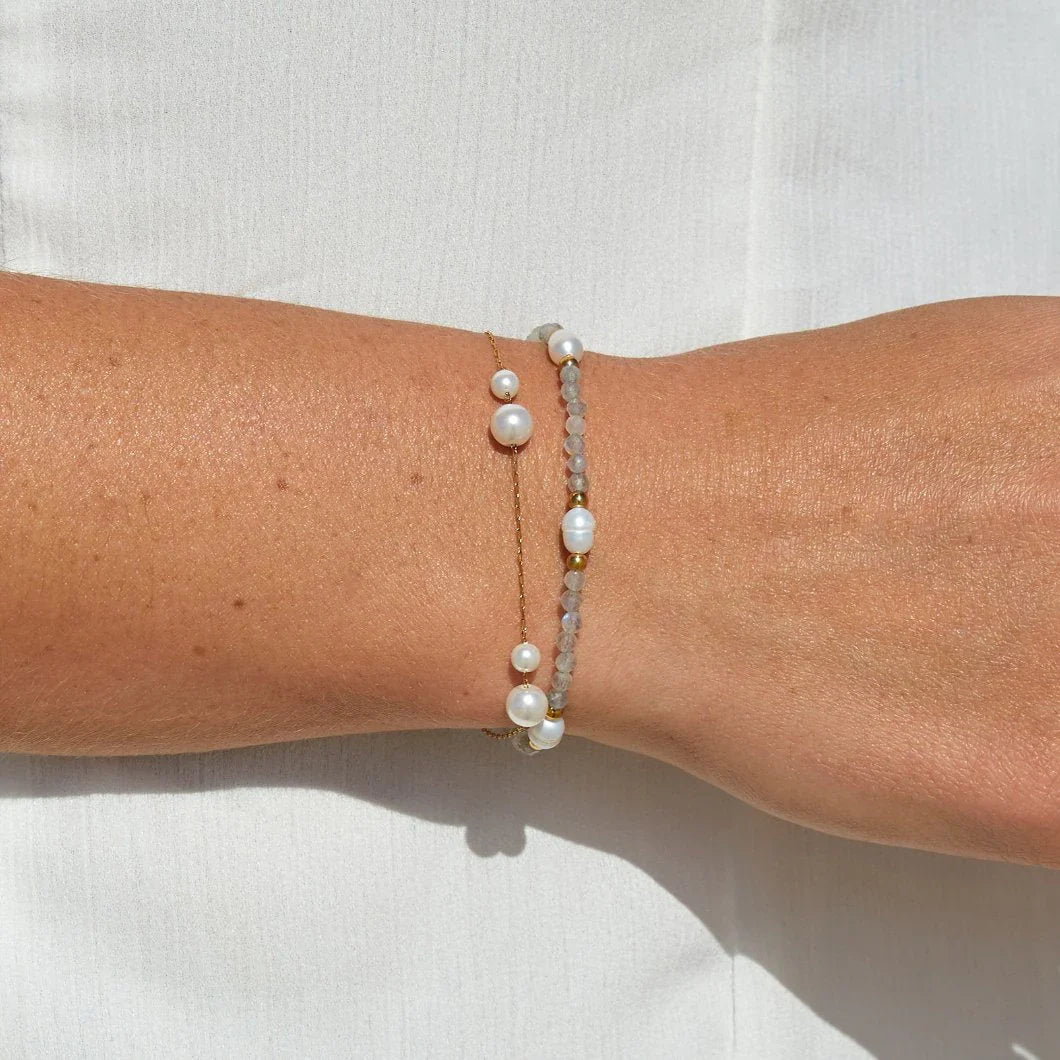Vioraia Moonstone & Pearl Bead Bracelet
