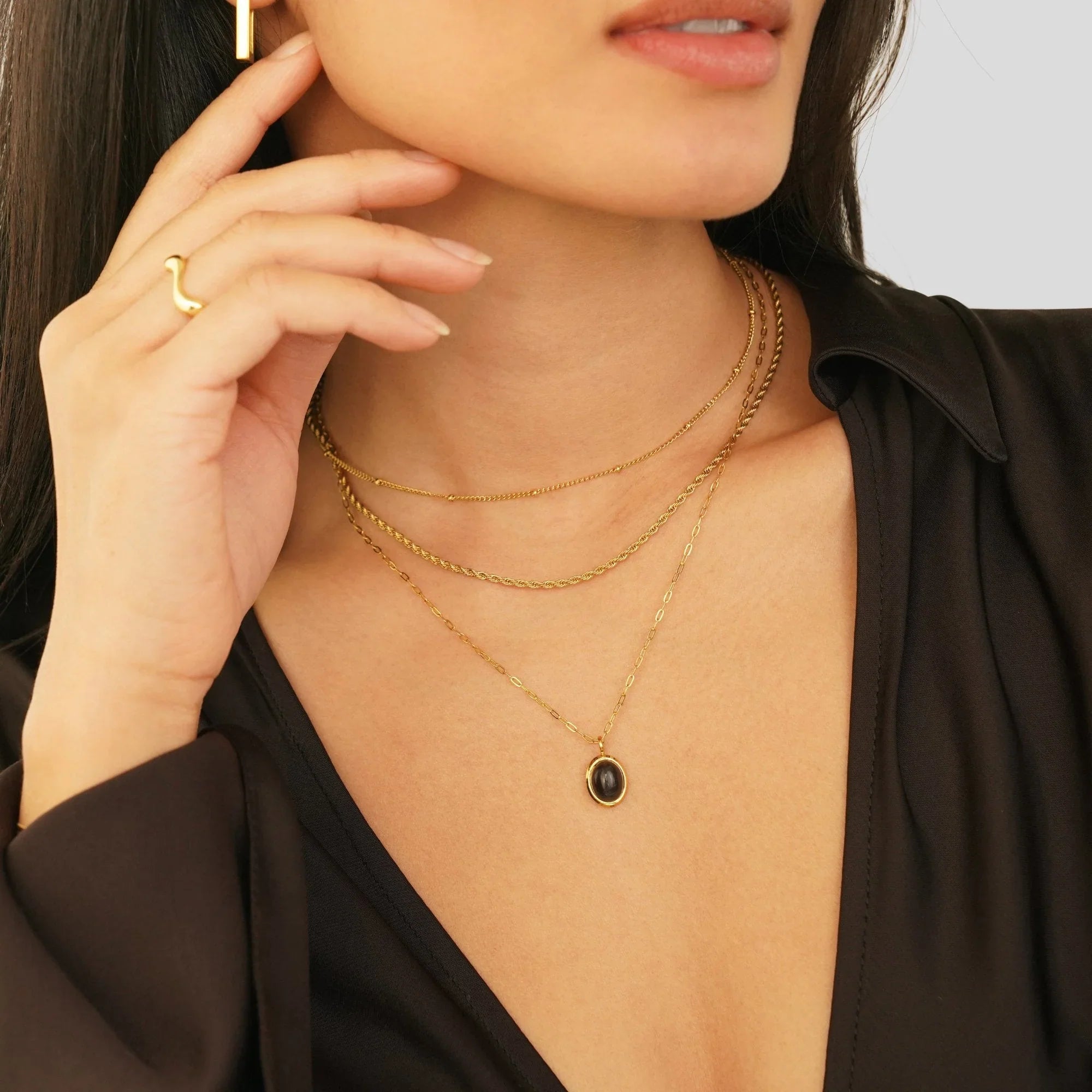 Vioraia Black Onyx Necklace