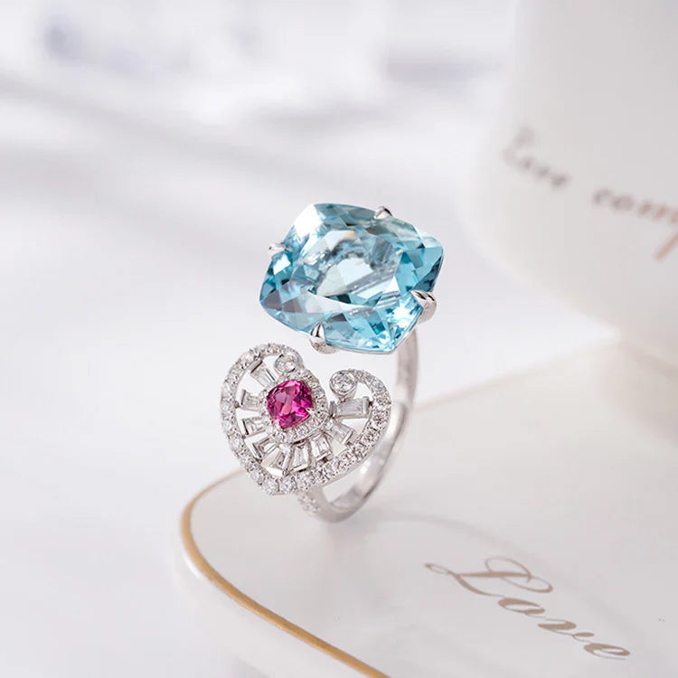 Vioraia Majestic B  Heart Ring