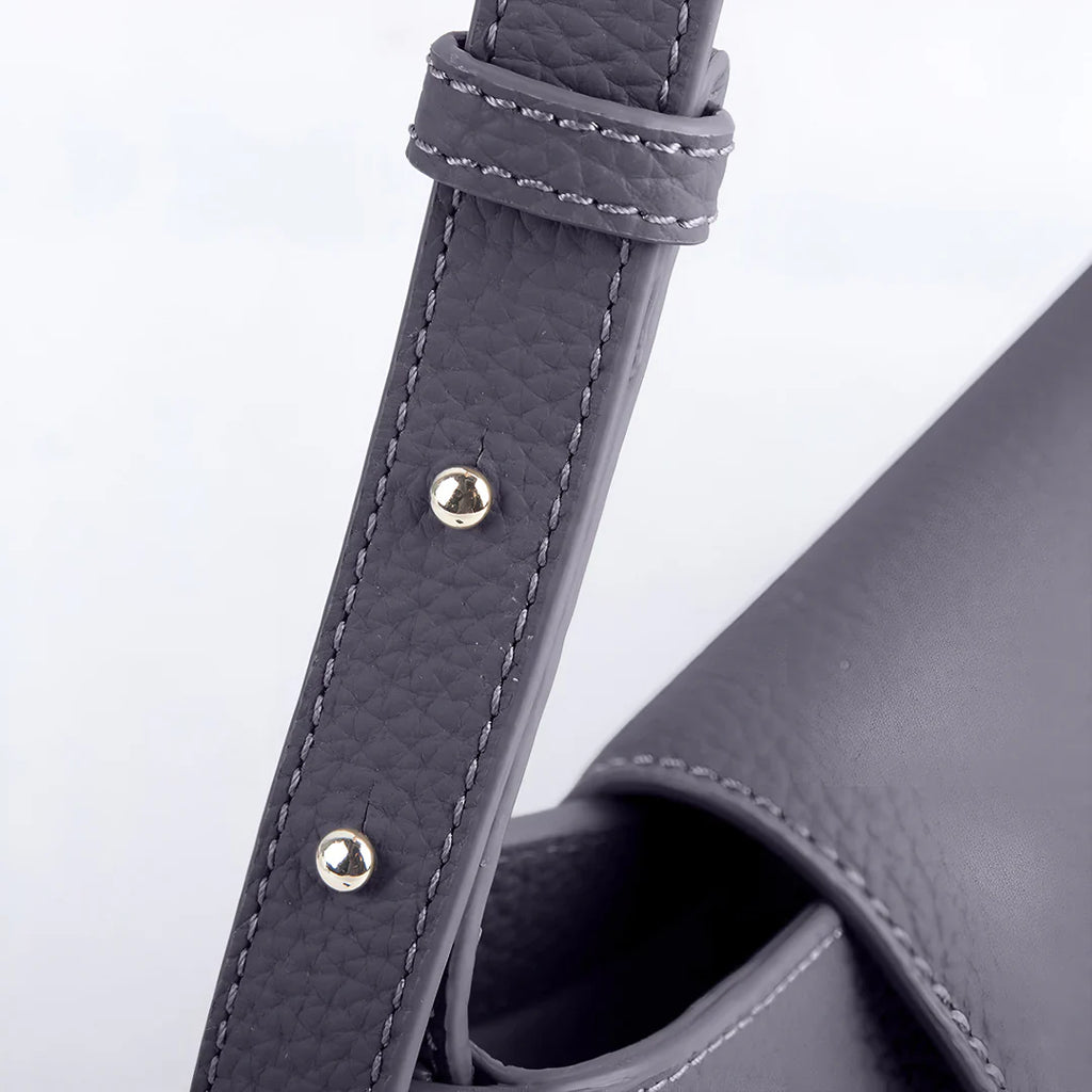 Vioraia Lyra Shoulder Bag