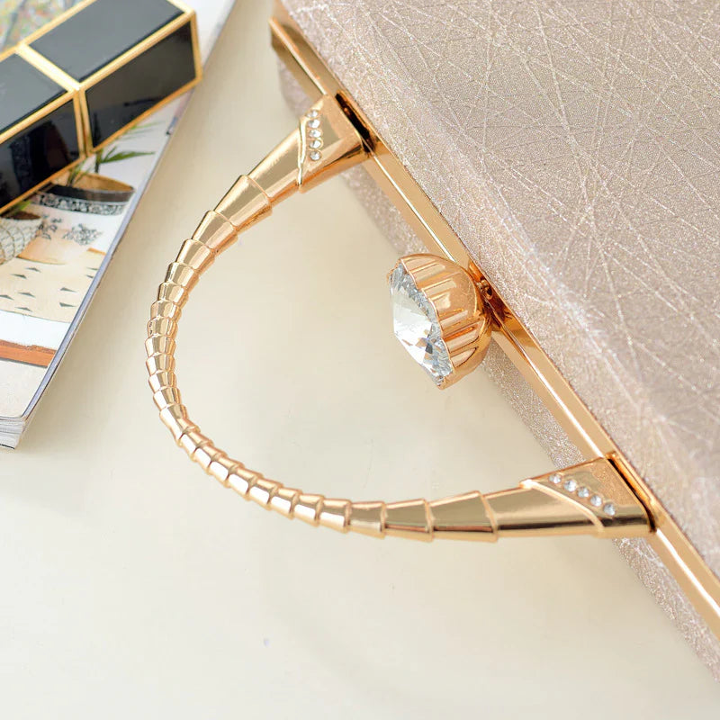 Vioraia Verano Quaint Handbag