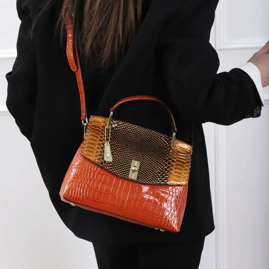 Vioraia Versailles Shoulder Bag