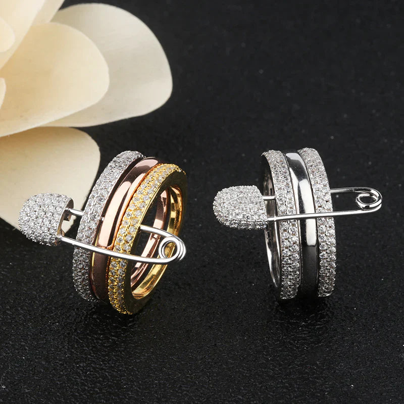 Vioraia Lustrous Pin Ring