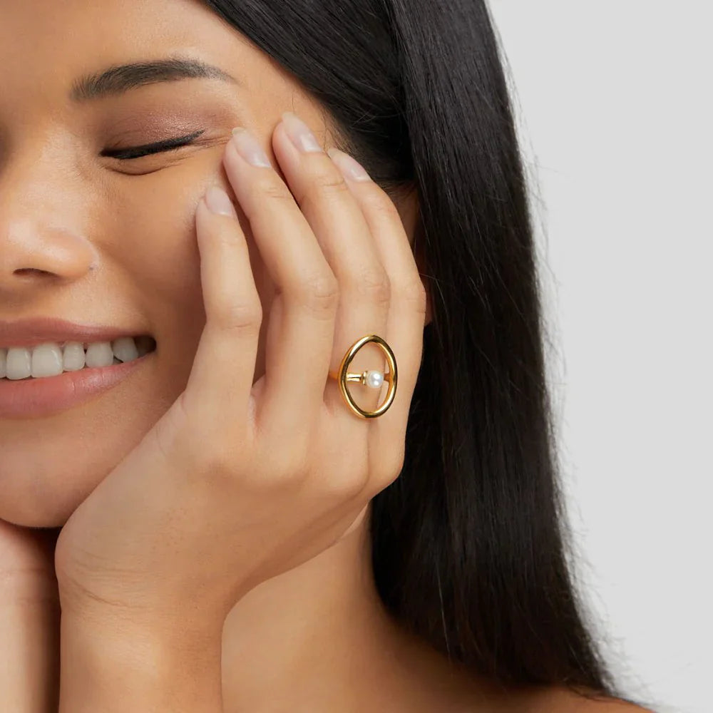 Vioraia Melisa Pearl Gold Ring