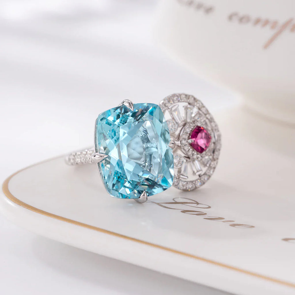 Vioraia Majestic B  Heart Ring