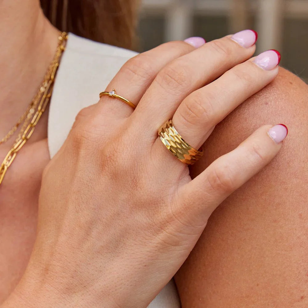 Vioraia Rene Chunky Gold Ring