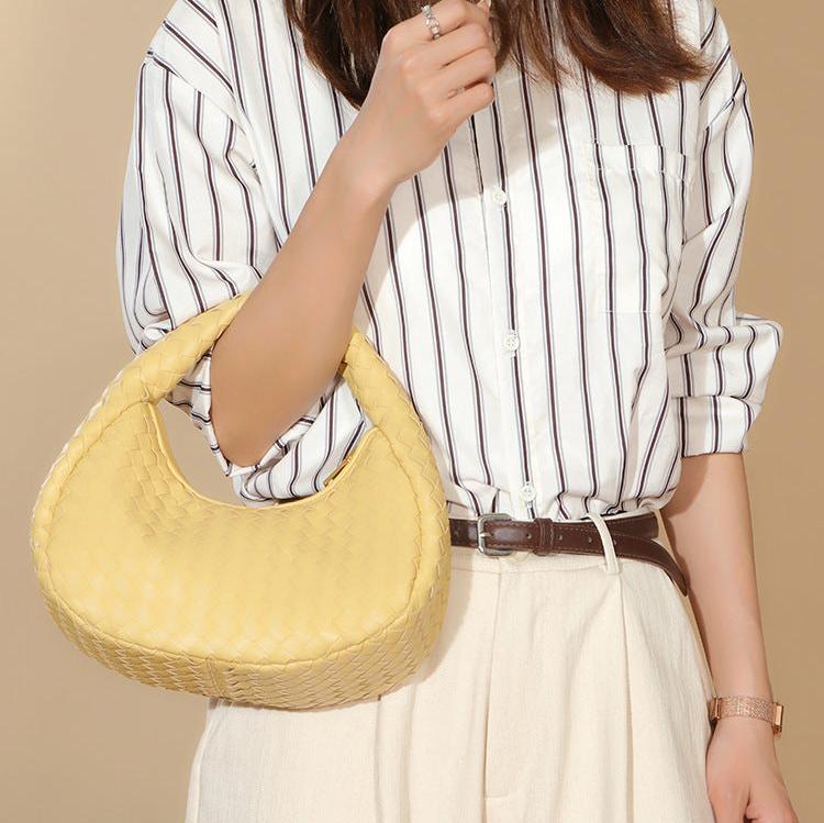 Vioraia Elaine Crescent Handbag